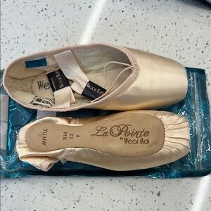 Wear Moi La Pointe Pointe Shoes